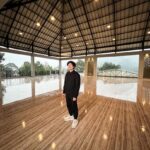 Atta Halilintar Instagram - 🥹Pesantren @ahhabinaumma + Masjid. Semua pembangunan & perbaikan hampir rampung 85 % 🖤 AULA, Tempat belajar, Masjid, Toilet, Tempat Mandi, Kelas2 tambahan dll. Tinggal pengeboran air dan toilet masjid. Semoga jadi tempat untuk anak2 santrii semangat belajarnya ya.. Besar harapan jadi bermanfaat buat agama, bangsa, negara 🇲🇨🖤 Tepat di hari Maulid nabi saw