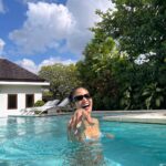 Aulia Sarah Instagram - current talent level 🏊🏼‍♀️: 1/10 🤡🏐