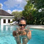 Aulia Sarah Instagram - current talent level 🏊🏼‍♀️: 1/10 🤡🏐