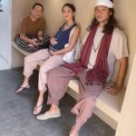 Aulia Sarah Instagram - maafkanlaaah… karna aku (RUMI)… cinta kau (YUDA) dan dia (MAS BIMA), salam gembira 🙏🏼☺️ #SuamiSuamiMasaKini #season2 #VidioOriginalSeries