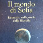 Aurora Ruffino Instagram - “Il mondo di Sofia” di Jostein Gaarder.. 💙