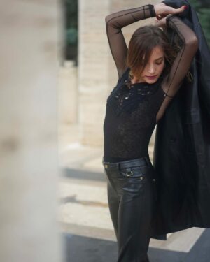 Aurora Ruffino Instagram - 🖤.. @ermannoscervino @marvi_marver  H&M: @cotrilspa @marcoartesani @francescagiulini  ph: @_filippogabriele