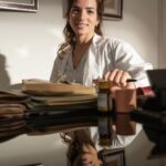 Aurora Ruffino Instagram - Domani 7 gennaio, per celebrare i 70 anni della Rai, andrà in onda su @rai1official “La luce nella masseria”. Il film è una fiaba raccontata attraverso lo sguardo di Pinuccio, un bambino pieno di sogni e di coraggio. Siamo nel 1962 e fa da sfondo una Matera senza tempo, antica e meravigliosa. Spero che possa emozionarvi come ha emozionato me e farvi rivivere la magia di quando eravate bambini! A domani! Regia: @riccardodonna @tizianaaristarco @eliseo_entertainment #lalucenellamasseria #eliseoentertainment
