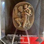 Aurora Ruffino Instagram - Sabato scorso ho avuto il piacere di partecipare al @festival_ilmagnifico in cui mi è stato fatto il dono di ricevere un premio per il ruolo di Bianca de’ Medici. È stato un personaggio che ho amato moltissimo e un’esperienza, quella del set de “I Medici”, che mi ha regalato amici e cambiato nel profondo. Grazie @leonardo.margarito per questa bellissima iniziativa volta alla celebrazione dell’arte, della cultura e della storia di Firenze e dell’Italia. ♥️ @luxvide @_rai_fiction_ #love #fiction #italy