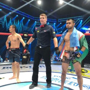 Avliyohon Hamidov Instagram - Когда ты поднимаешься, друзья узнают, кто ты. Когда ты падаешь, ты узнаешь, кто друзья.
—  Майк Тайсон