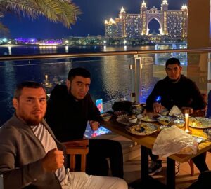 Avliyohon Hamidov Instagram - #dubai🇦🇪
