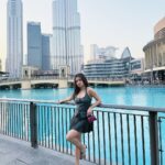 Avneet Kaur Instagram - The sky fell down, but you’ve got stars in your eyes.💗 Dubai, United Arab Emirates