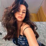 Avneet Kaur Instagram - 💙🖤🤍