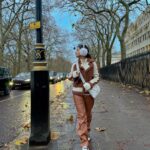 Avneet Kaur Instagram - It's your road, and yours alone, others may walk it with you, but no one can walk it for you 🍁🍂🤍❄️