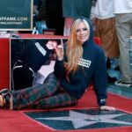 Avril Lavigne Instagram - Look Mom. I got a star on the Hollywood Walk of Fame ⭐️