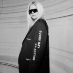 Avril Lavigne Instagram - PFW 🖤🤍 Paris, France