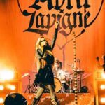 Avril Lavigne Instagram - Summer Tour 🧡💀🖤