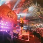 Avril Lavigne Instagram - Summer Tour 🧡💀🖤