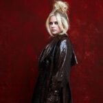 Avril Lavigne Instagram - New cover for @mood__magazine 🤍 Photography @anthony__giovanni Editor in Chief / Fashion Stylist @edwin.j.ortega Makeup @alexisoakley Hair @alanaschober Nail Tech @Victoriaon100 Avril's creative manager @laurenbateshair Fashion assistant @caseycomfort Production Assistant @andrewbarrios1 Photo assistant @_jordanframe Digital and light tech @jp___oliveira Videographer @aramisduran_ Set design @itsisaacaaron Set design assistants @char_3d_artist @mortibean Interview by @iamfabio_ PR @fullcoveragepr Location @greycardstudio