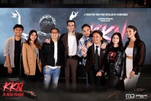 Awi Suryadi Instagram - #ReleaseTheSuryadiCut shall we?

40 menit dibuang sayang...

#kkndesapenari 
#kkndidesapenari