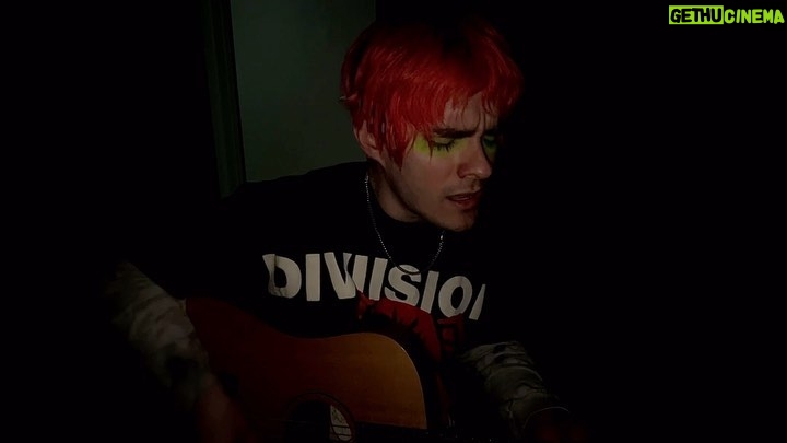 Awsten Knight Instagram - FUZZY (ACOUSTIC VERSION) LIVE FROM MY BATHROOM - SAY THANK U FOR EVERY SHOW THAT SELLS OUT ON THE SPRING TOUR I UPLOAD ANOTHER ONE OF THESE SO SHOUT OUT CHARLOTTE NC, DROP WHAT SONG YOU WANT NEXT AND GRAB YOUR TICKETS TODAY