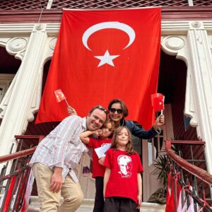 Ayça Bingöl Instagram - Cumhuriyetimizin 100. Yılı Kutlu Olsun 🇹🇷🇹🇷🇹🇷
