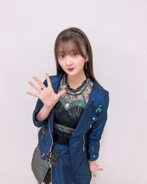 Aya Yamane Instagram - 【THE IDOLM@STER SHINY COLORS 5thLIVE If I_wings. DAY1】にお越しくださったプロデューサーさん、
そして配信をご覧いただいたプロデューサーさん
本当にありがとうございました。
シャニマス5周年という大切な節目💐
シーズが加入してまだ2年ですが、
5年という長い時間の重みを感じました。
素敵なステージに連れてきてくださって、
本当にありがとうございました。
また明日ね。☺︎

#アイマス #シャニマス #idolmaster #シーズ #緋田美琴 #声優 #ライブ