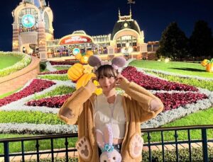 Aya Yamane Instagram - 上海ディズニー❤︎
#上海ディズニーリゾート #上海 #家族旅行 #shanghai #disney #disneyland
