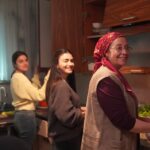 Ayda Aksel Instagram - Fazilet’in bal kızları 🤍 @babatvdizi 📸 @yigitdanaci