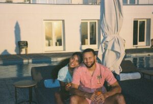 Ayesha Curry Instagram - 🎠