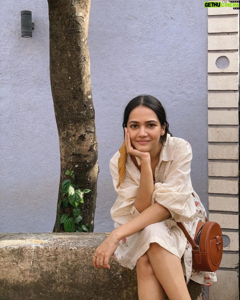 Ayesha Kaduskar Instagram - rest stop