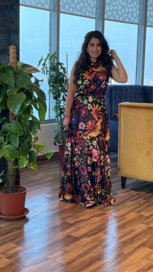 Ayten Amer Instagram - من المؤتمر الصحفى لمسلسل #مغلق_للصيانة 🎬
👗 @be_my_guest_shopping