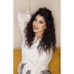 Ayten Amer Instagram – ♥️🖤♥️🖤التغيير مطلوب احيانا بس فى الاخر لازم الضحكة تحضر 😂😂😂😂

Makeup my @makeupby_marwayassin
Outfit by @its_shopping_time22