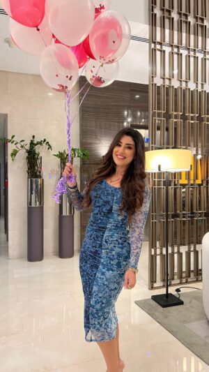 Ayten Amer Instagram - مين محدش هيعبره فى الفلانتين 👇🏼 
#ايتن_عامر #aytenamer #ayten3amer