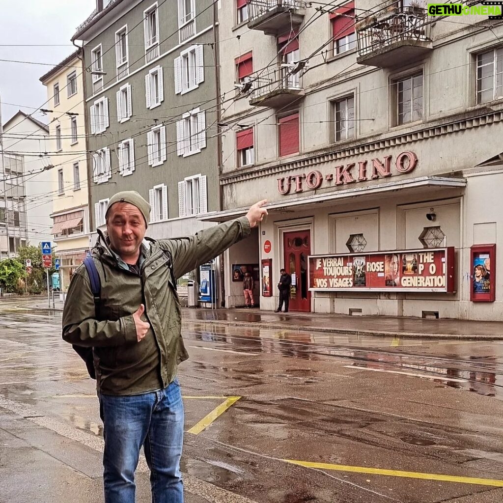 Azer Aydemir Instagram - Zürich. Switzerland 🇨🇭 #october #vibes #switzerland #zürich Zürich, Switzerland