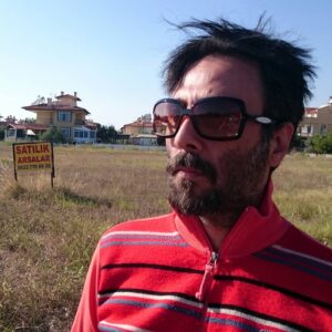 Aziz Kedi Instagram - - satılık arsalar var mı?
- var abi.
- alıyorum.