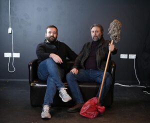 Aziz Kedi Instagram - yakın arkadaşlarım erel ve taner.