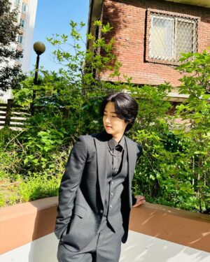 Baek Seo Hoo Instagram - ⠀⠀
오늘 밤도!!🧛🏻 #가슴이뛴다 
⠀⠀
⠀⠀
⠀⠀
⠀⠀
⠀⠀
@kbsdrama @wavve.official @amazonprime