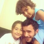 Barış Arduç Instagram - Uras'ımın doğumgününü kutladık. Sağımda da dünyanın en güzel ablası.. Güzeliz be babası @urasvuralardic :)