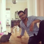 Barış Arduç Instagram - Bir haftaya kalmaz şiir yazarım ...