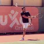 Barış Arduç Instagram - @celalozudogru Hocam öğrettiğin her şey için çok teşekkür ederim 😎🤜🏼🤛🏼 @cnctenisakademi 🎾