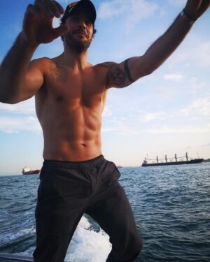 Barış Arduç Instagram - Freedom 🦀 😊