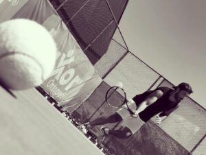 Barış Arduç Instagram - @celalozudogru Hocam öğrettiğin her şey için çok teşekkür ederim 😎🤜🏼🤛🏼 @cnctenisakademi 🎾