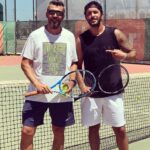 Barış Arduç Instagram - @celalozudogru Hocam öğrettiğin her şey için çok teşekkür ederim 😎🤜🏼🤛🏼 @cnctenisakademi 🎾