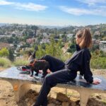 Barbara Palvin Instagram - Sunny Friday hikes are the best way to kick off the weekend ☀️ ☀️ @alo @dylansprouse