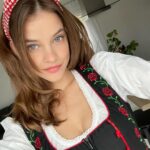 Barbara Palvin Instagram - Throwback to Oktoberfest last week cause I have no Halloween costume for today and I’m jealous of everyone posting theirs😬💃🏻