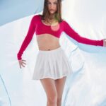Barbara Palvin Instagram - Crushing in Magenta 💗 @alo