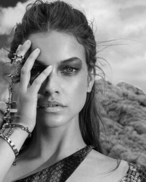 Barbara Palvin Instagram - New cover story for @numero_russia out now!!! 😍