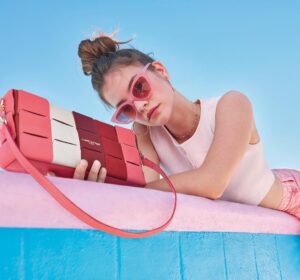 Barbara Palvin Instagram - @lancaster SS21 🌸