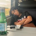 Barbara Pravi Instagram - Life lately ☀️✨ 1. Enfant sur canapé par @seuil974 2. Ma vie dans les trains : special guest Myriam Abel 3. Ma vie dans les trains: solitude 4. Couscous party à 8h du matin 5. Ultra chéries 6. Ma vie dans les trains: recueillement 7. Enfants en répétitions 8. Les choristes 9. Faut vraiment que j’apprenne à danser 10. Mais vraiment.