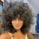 Barbara Pravi Instagram - Tina turner en vacances 🤹🏻‍♀️