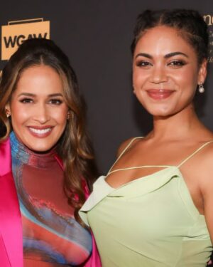 Barrett Doss Instagram - 🧚🏽🧚🏽🧚🏽🧚🏽🧚🏽🧚🏽🧚🏽🧚🏽🧚🏽🧚🏽

SO HONORED to present the Sentinel Award with my 🍬Pink Lady🍬 @jainaleeortiz to @station19 Episode 607, “We Build Then We Break” written by @zsinnett and directed by @thepeterpaige. I’m so proud and happy to celebrate the work created by writers and showrunners to bring awareness to issues that impact health and social justice.

Main-feed-worthy-fairy-dream:
💇🏾‍♀️ @davidcalhounhair 
💄 @beautybycrystal 
👗👢 @acnestudios @brothervellies