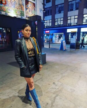 Barrett Doss Instagram - 🦩➕🦂🖤🇬🇧 

@katiedeltaco