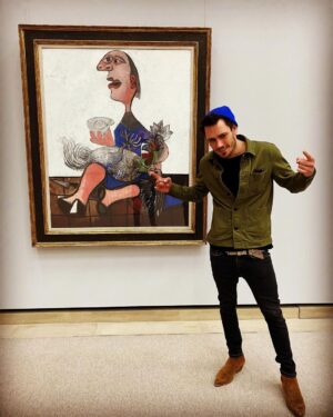 Bartosz Gelner Instagram - matching outfits
sztuka wśród sztuki vol. 11
#art#museum#pablopicasso 
#stuttgart
📸 @bartlomiej_zawila