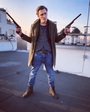 Bartosz Gelner Instagram - Karol. Człowiek, który został gangsterem.
#serial#odwroceni2#onset#tvn